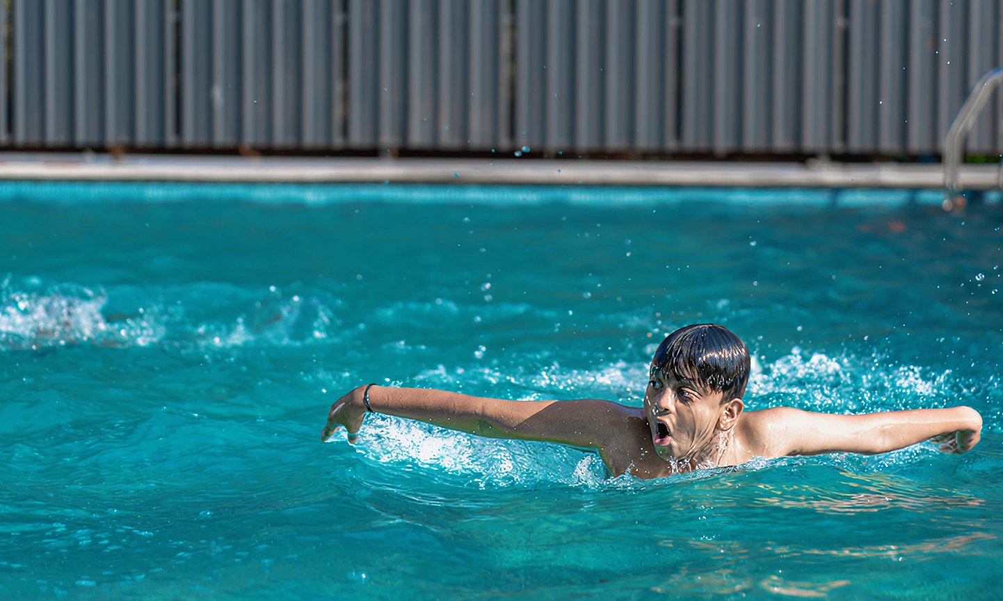 Swimming pool